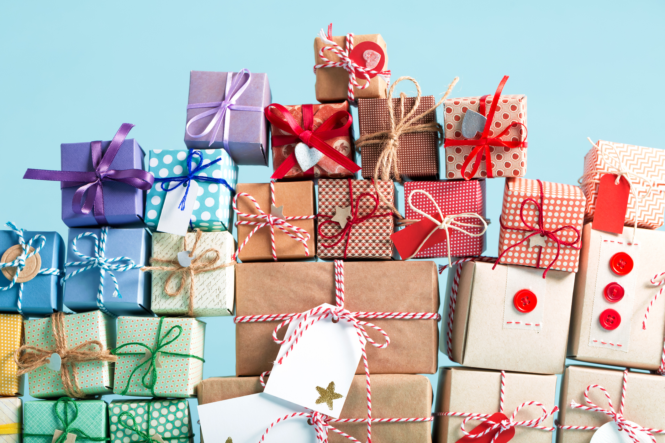 Your Moms, Dads and Grads Gift Guide | Milwaukee Magazine - Vimarsana News