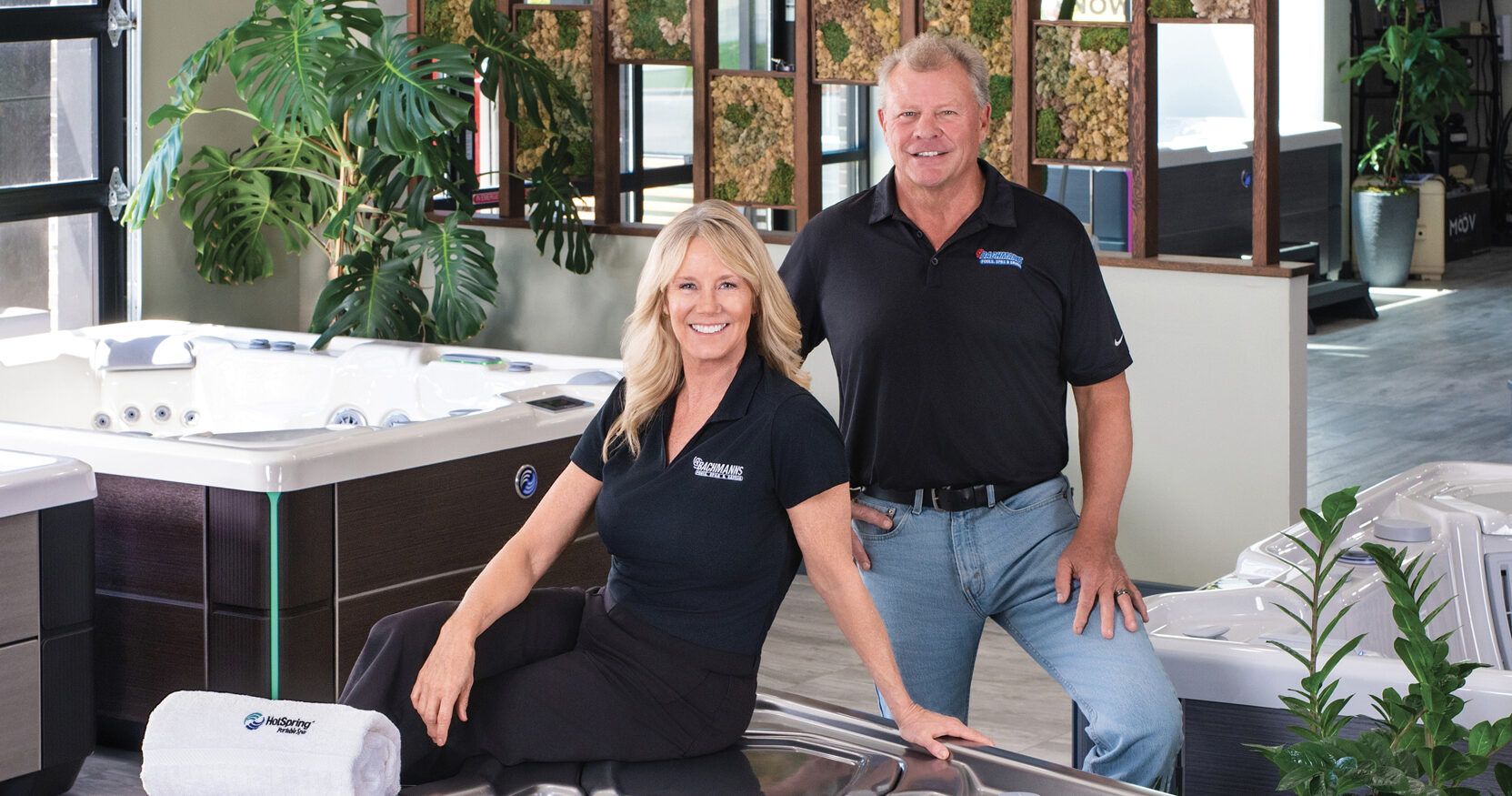 Bachmanns Pools, Spas & Saunas – Face of Hot Tubs
